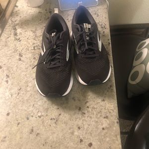 Brooks Revel running shoes